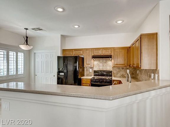3rd image of 1094 Elation Ln Unit 102