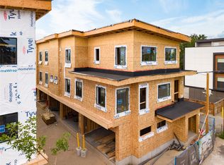 735 Morrison Ave #1, Kelowna, BC V1Y 5E6