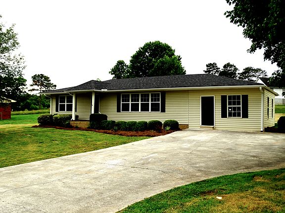 2nd image of 195 Clairmont Dr