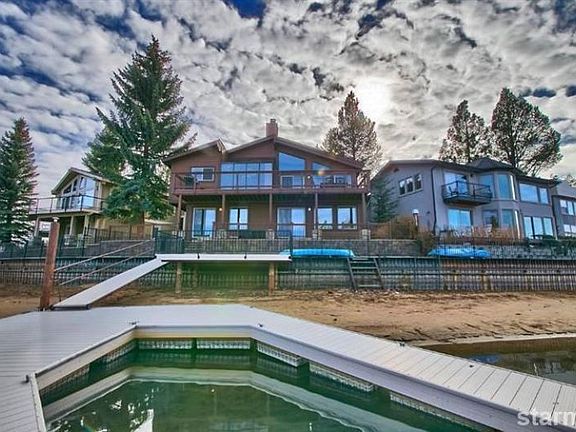 3rd image of 403 Christie Dr