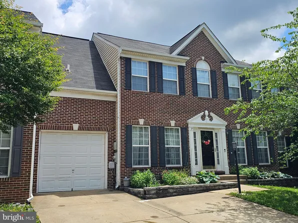 8645 Adrienne Pl, Manassas, VA 20110