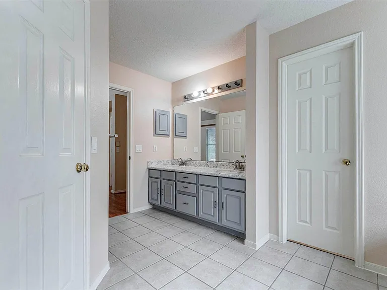 20702 Teasel Ct — Photo 11