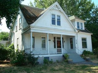 218 W 9th St, The Dalles, OR 97058