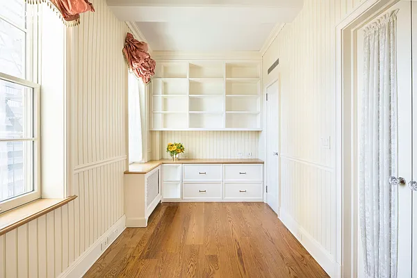 Sold by Sotheby's International Realty | media 12