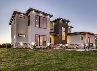 407 Whispering Way, Red Oak, TX 75154