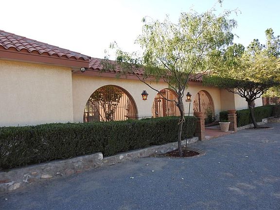 2nd image of 5505 Santa Teresita Dr
