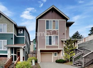 101 Maple St, Fircrest, WA 98466