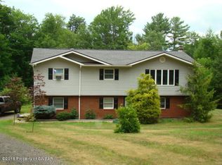 110 Jackson Hill Rd, Sweet Valley, PA 18656