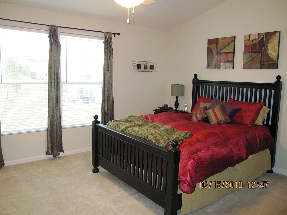 Master Bedroom w/ceiling fan & light + TWO double door closets!