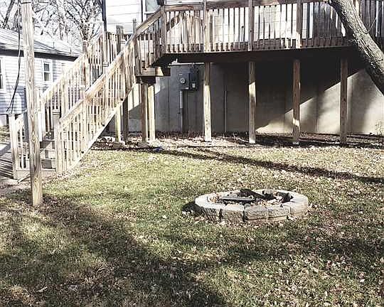 2nd image of 925 Village Dr