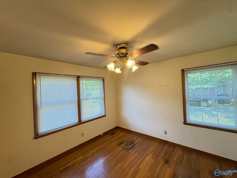 4211 Teejay Dr NW — Photo 18