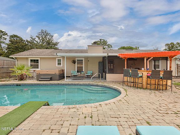 2nd image of 2084 BROAD OAK Drive