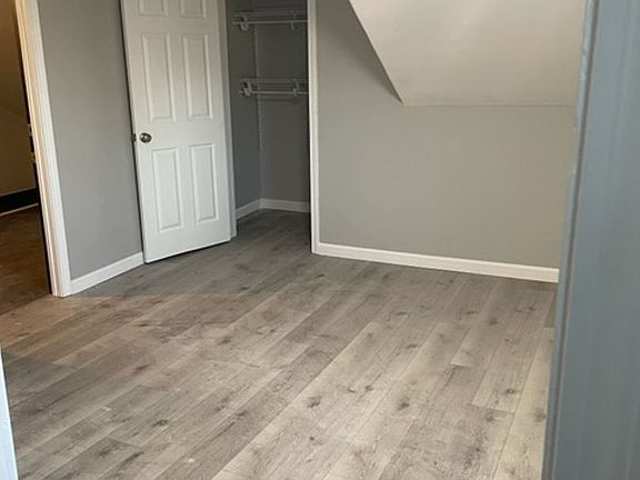 5th image of 26-28 Vine St #4