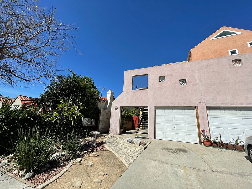 1st image of 3607 Schaefer St