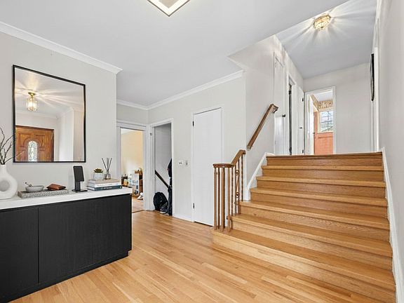 4th image of 61 Devon Road