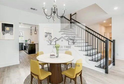 5th image of 9073 Quarry Hill Ct