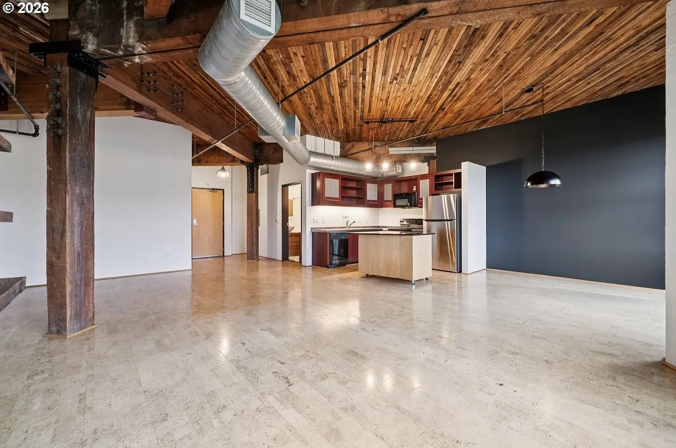 1 bed, 895 sqft, $2,100 — Photo 4