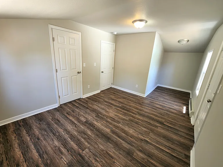 743 E Willamette Ave — Photo 16