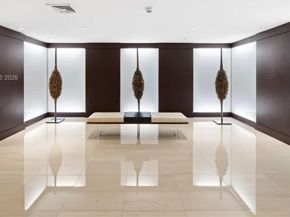 900 Biscayne Blvd APT 1704, Miami, FL 33132