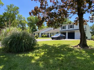 2736 Apple Valley Ln, Audubon, PA 19403