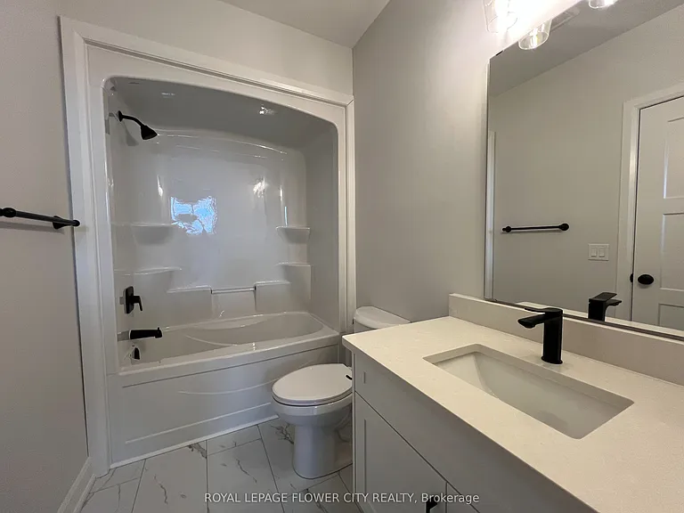 440 Wellington St E #25 — Photo 10