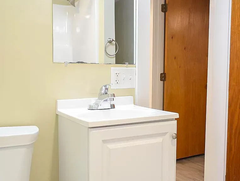 15 Cumberland Ave #5 — Photo 7