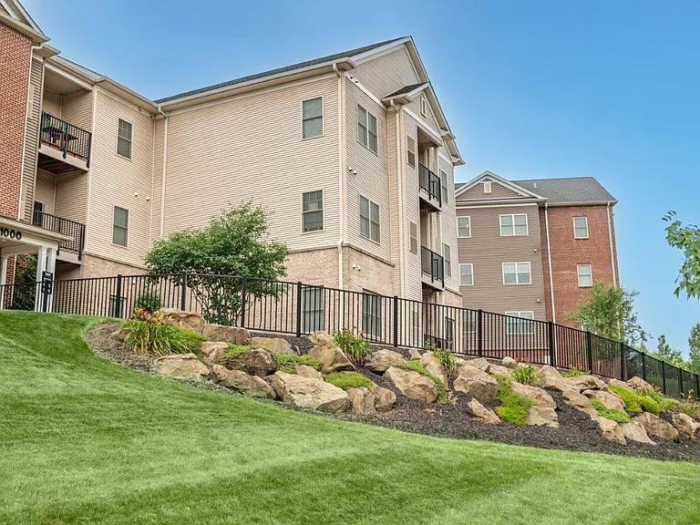 Rochester Village Apartments at Park Place — Photo 33
