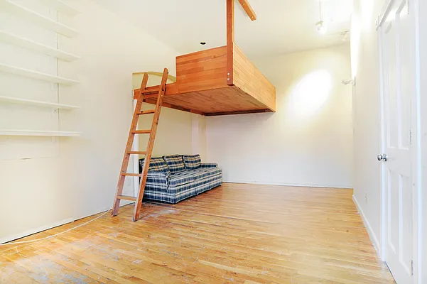 Rented by Compass | media 3