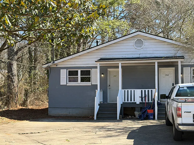 191 W Carver Dr #191 — Photo 1