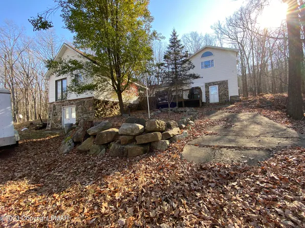 1254 Woodhaven Dr, White Haven, PA 18661