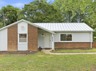 4904 Fox Hunt Dr, Durham, NC 27712
