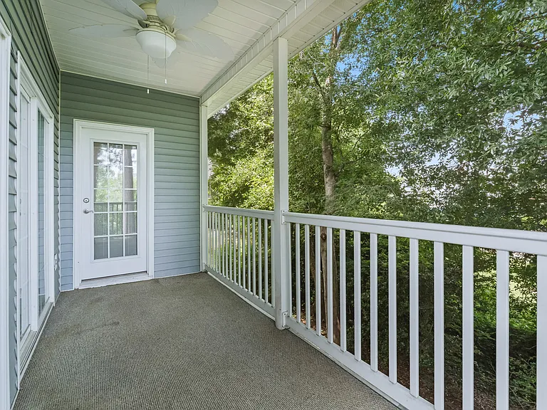 5026 Belleglen Ct #202 — Photo 30