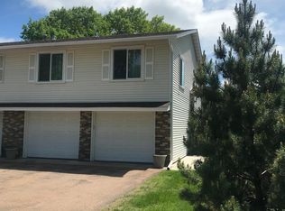 1650 Donald Ct, Eagan, MN 55121