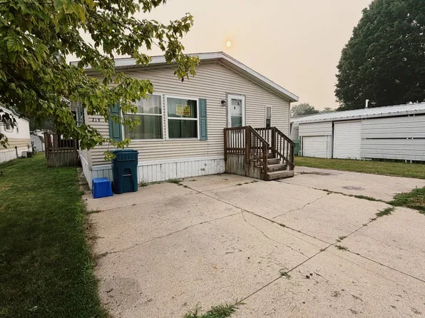 219 Circle Dr Lot 55, Fremont, MI 49412