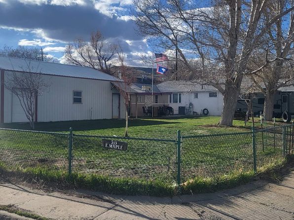 515 E Maple St, Rawlins, WY 82301