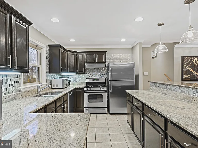 1008 Park St SE — Photo 16