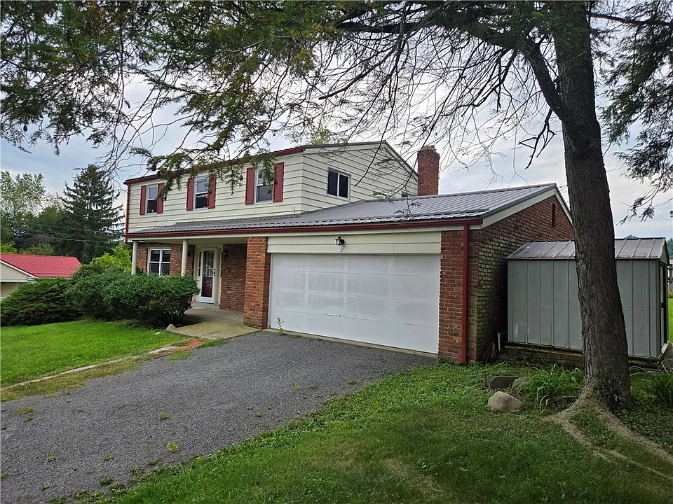 323 Arch St