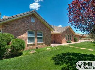916 N Pinion Hills Dr, Dammeron Valley, UT 84783