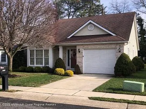 1571 Goldspire Rd photo 1