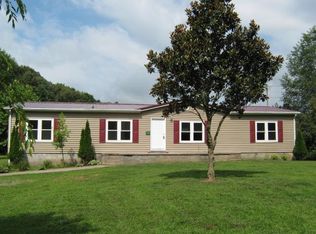 1093 Leo Baker Rd, Ashland City, TN 37015