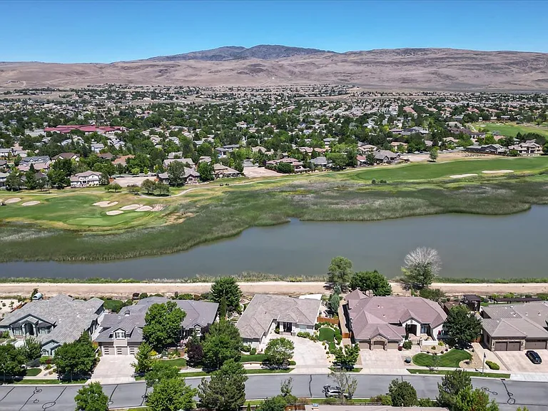 7330 Island Queen Dr — Photo 40
