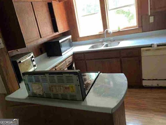 5th image of 501 Lovebridge Rd SE