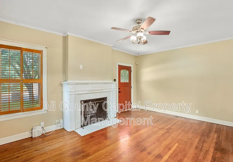 1601 W 29th St #1601 — Photo 3