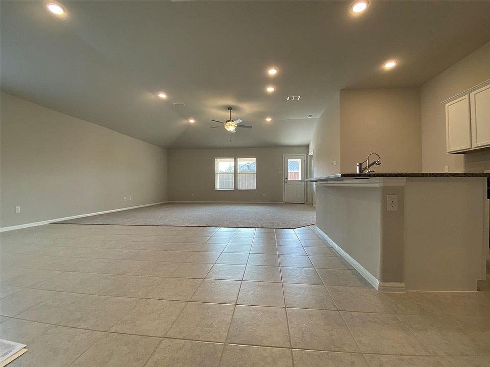 1st image of 6128 Halton Dr