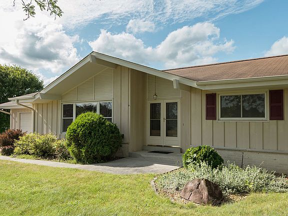 3rd image of 4525 County Road Y