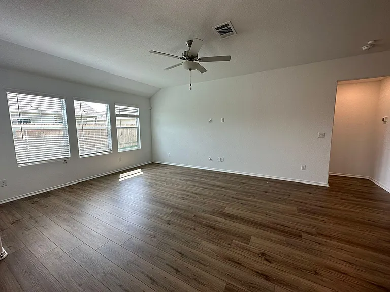 195 Otter Rd — Photo 15