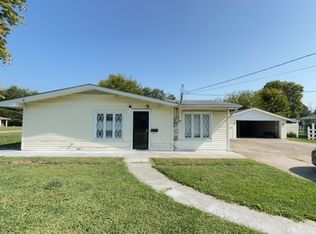 6011 Middleground Dr, Louisville, KY 40272