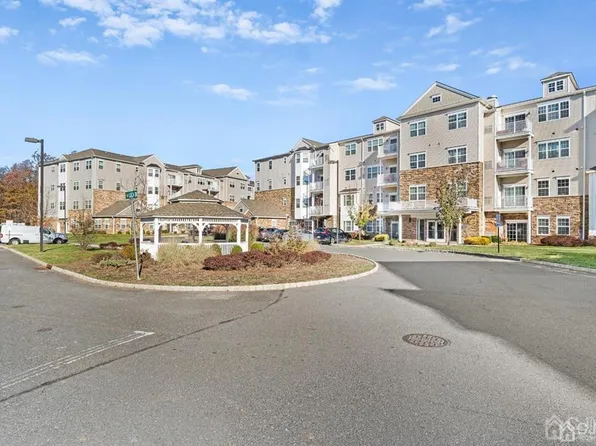 415 Tower Blvd, Piscataway, NJ 08854