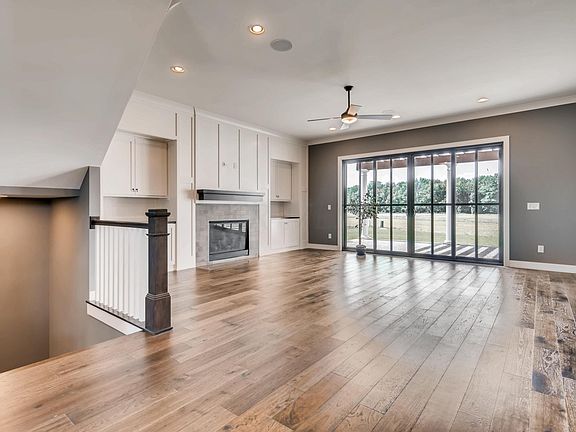 4th image of 11393 Winterberry Dr