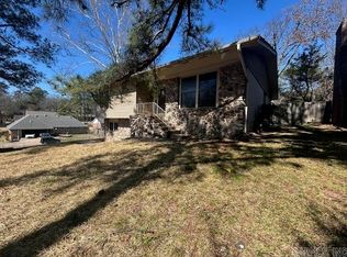6112 Evergreen Dr, Little Rock, AR 72207